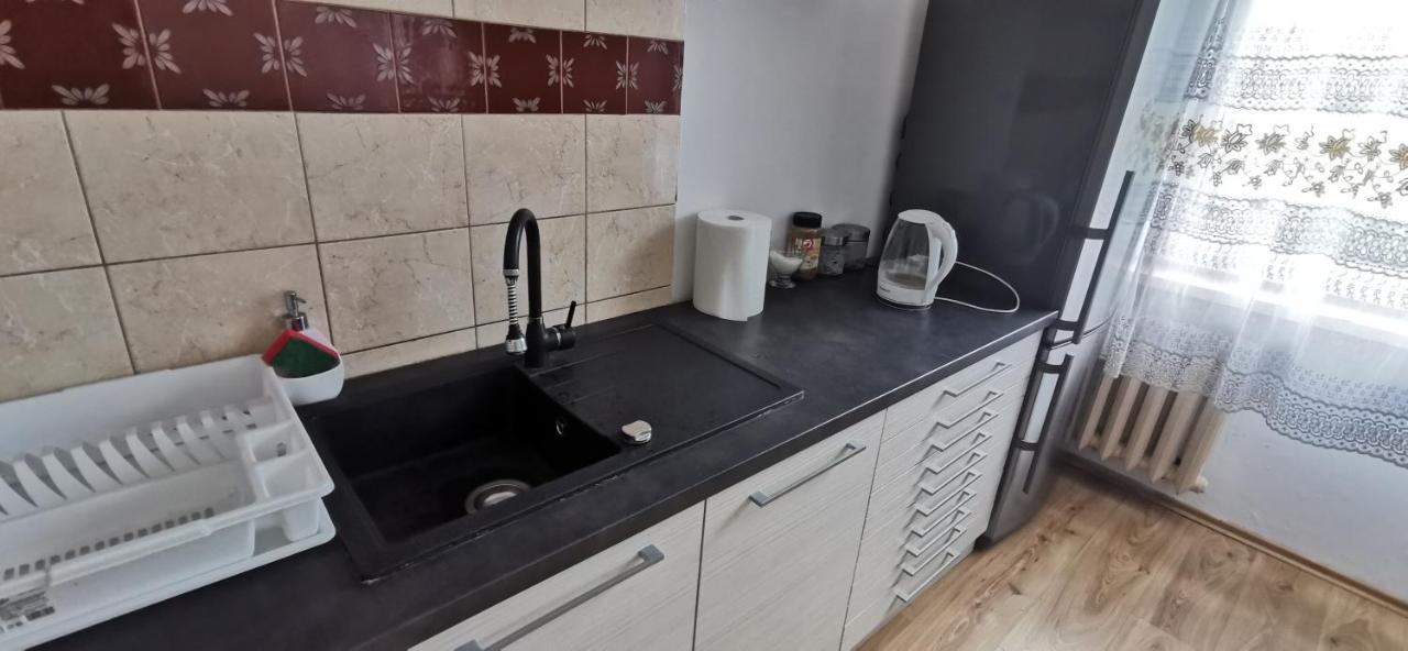 Kawalerka Z Balkonem 27 Apartment Częstochowa Exterior foto