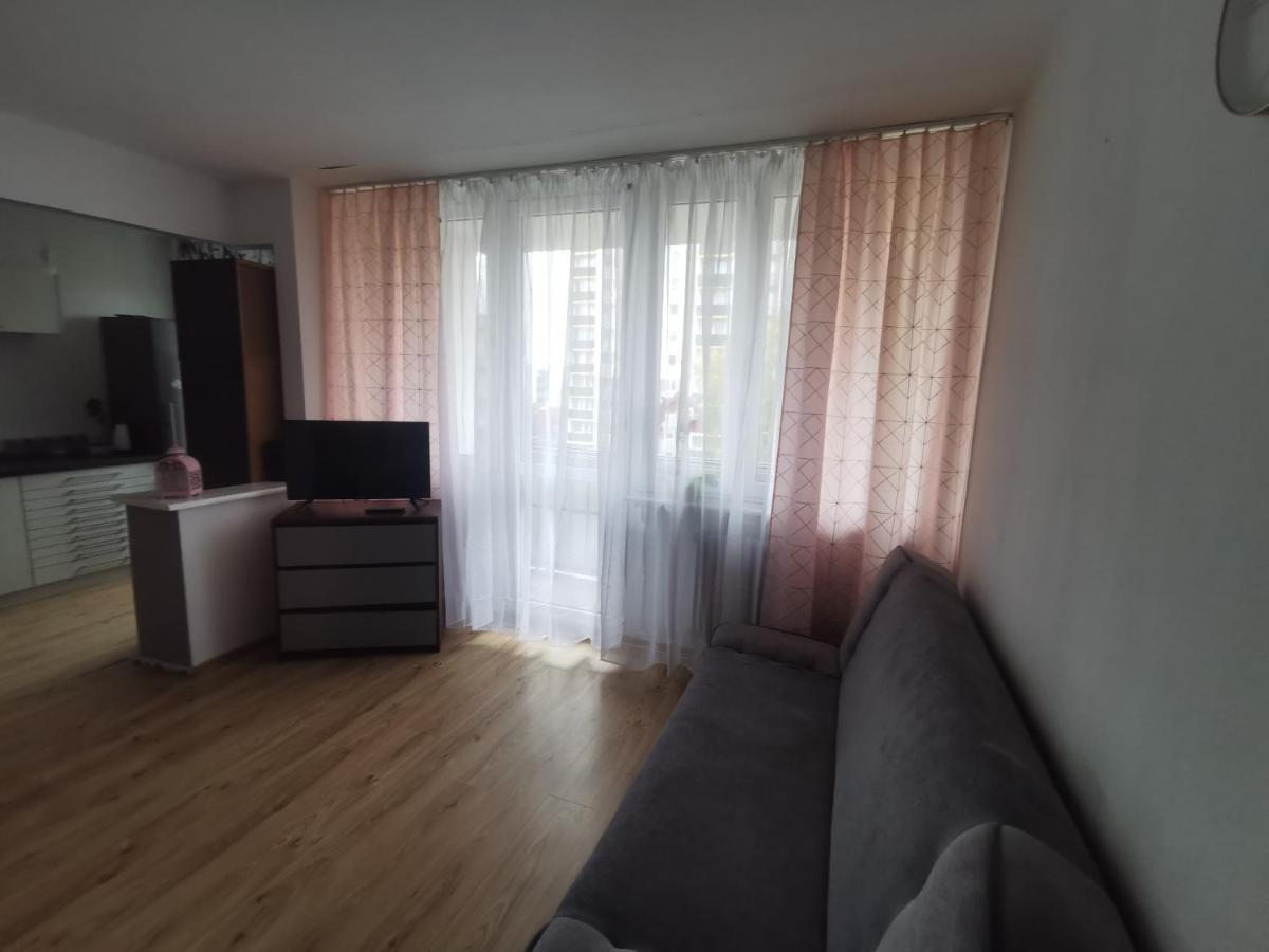 Kawalerka Z Balkonem 27 Apartment Częstochowa Exterior foto